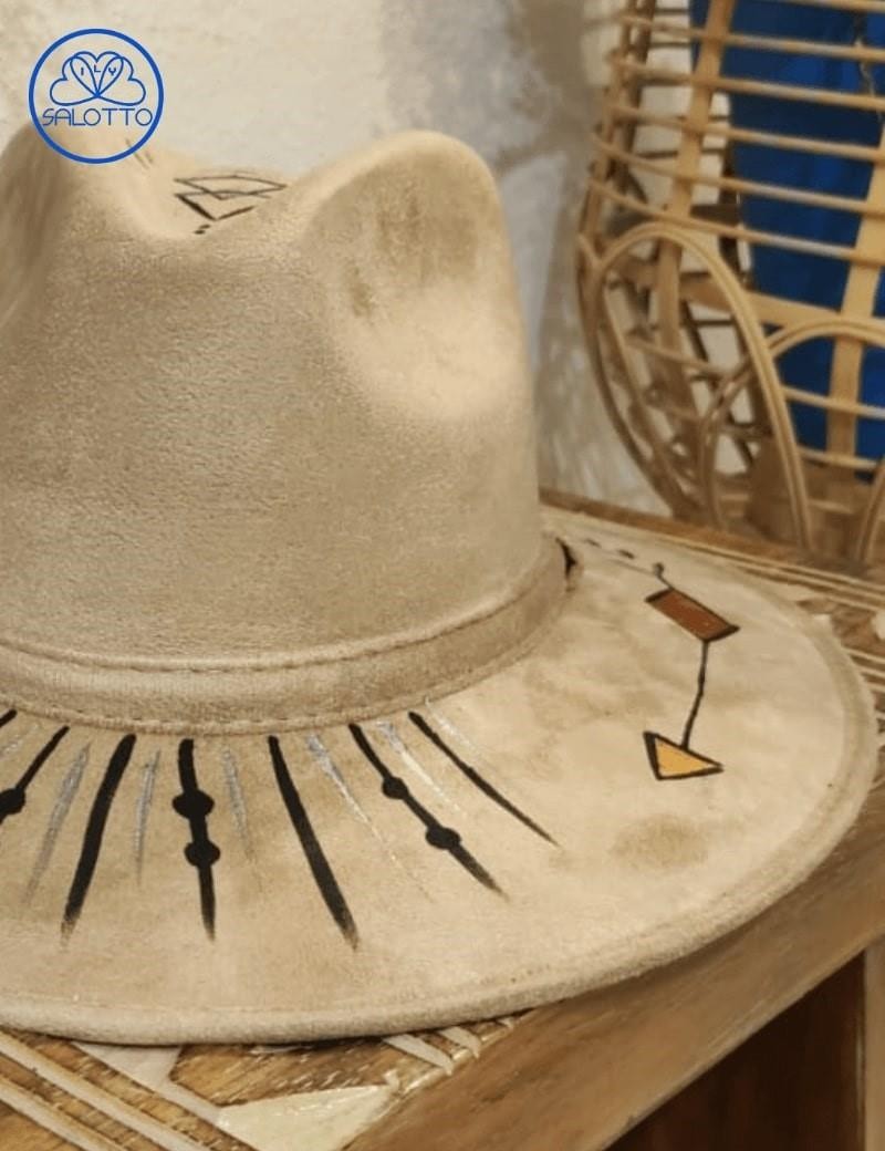Chapeau explorer suède peint à la main sable | Salotto