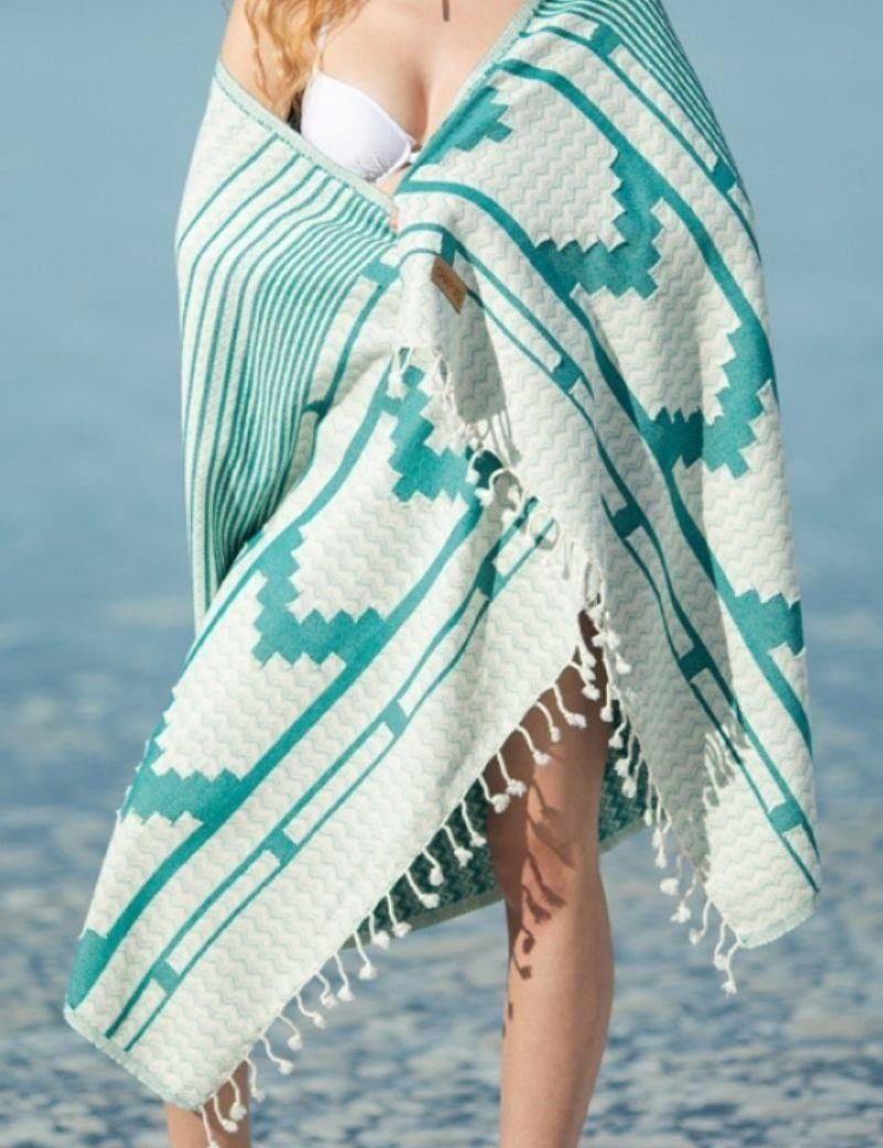 Geometric fouta 100% Turkish cotton. 420 gr. aqua green | Salotto