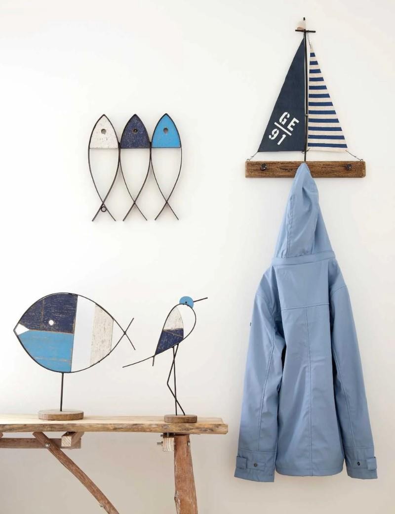 سمكة من المعدن والخشب بقاعدة زرقاء | سالوتو