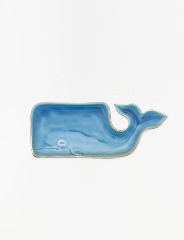 Blue whale blue plate | Living room