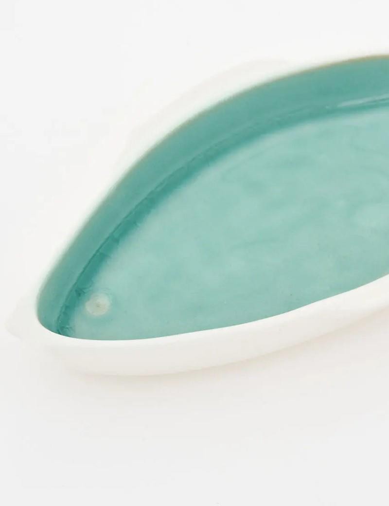 Piatto a forma di pesce verde acqua | Salotto