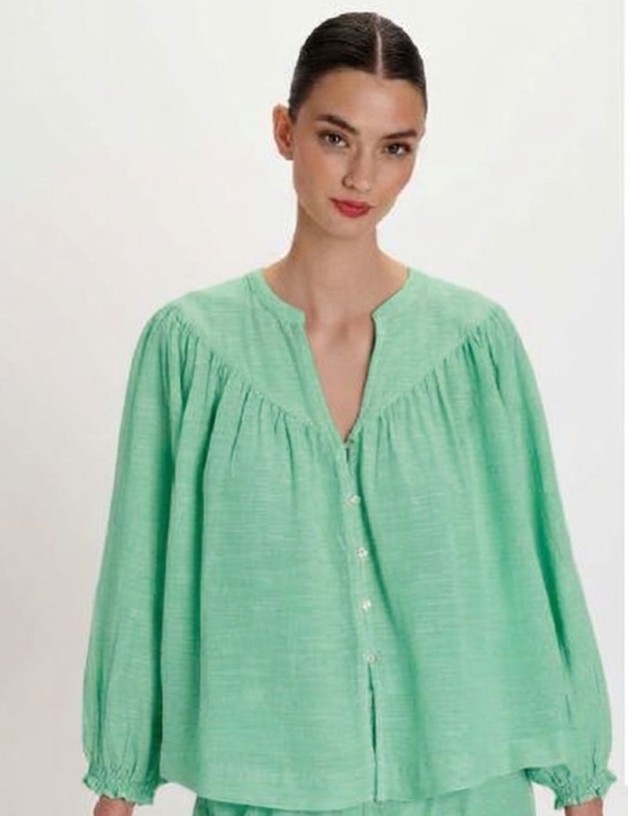 BLUSA CON BOTONES LISA PEARL & CAVIAR