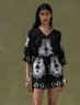 TOP DE CON BORDADO PLATA NEMA RESORT WEAR