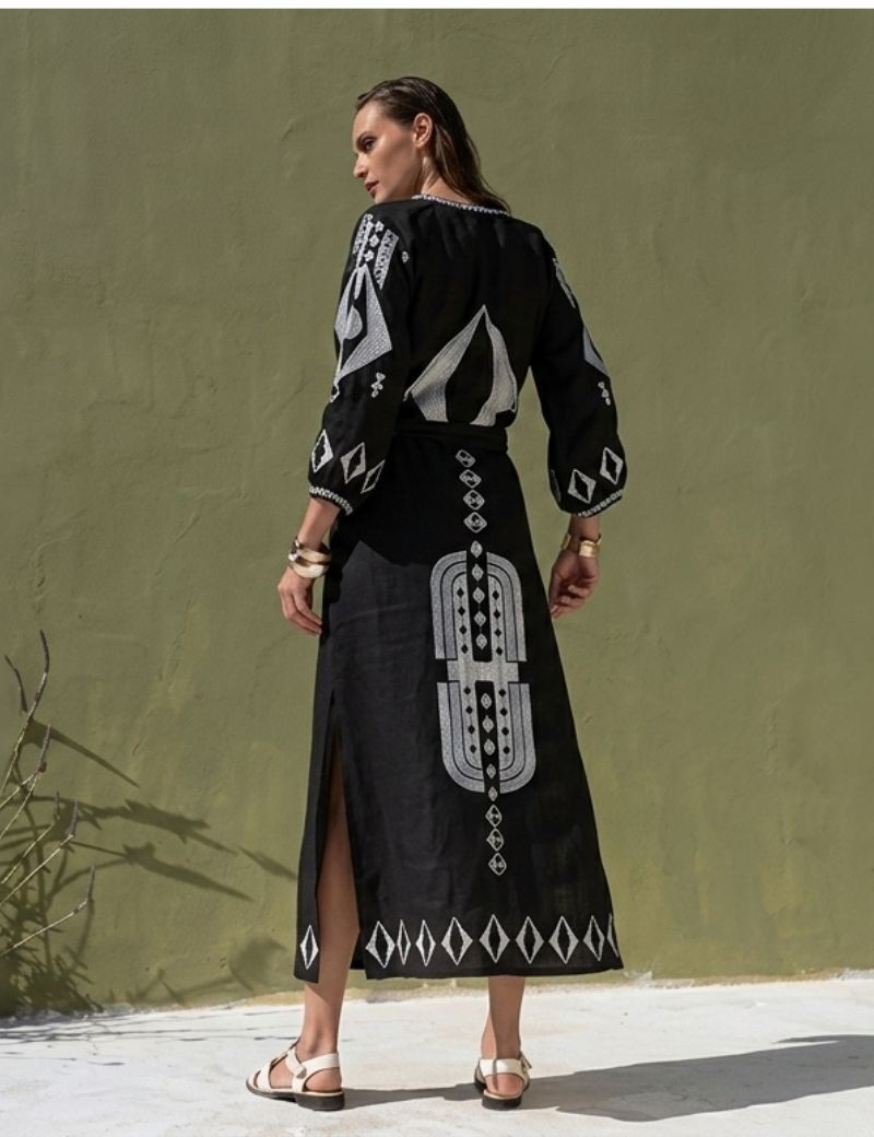 VESTIDO DE RAMIE CON BORDADO PLATA NEMA RESORT WEAR
